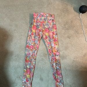 Lululemon size 6 align